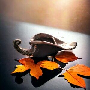 Vtg Art Pottery Large Brown Cornucopia Fall Thanksgiving Planter Hobbiest 1983